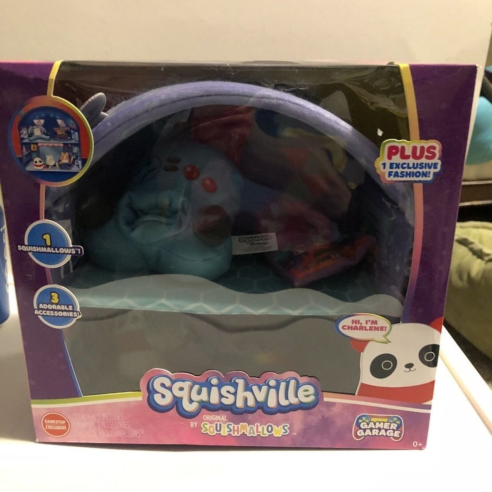 Squishville Gamer Garage Charlene Panda Gaming Chair Couch Hoodie Plush Playset
